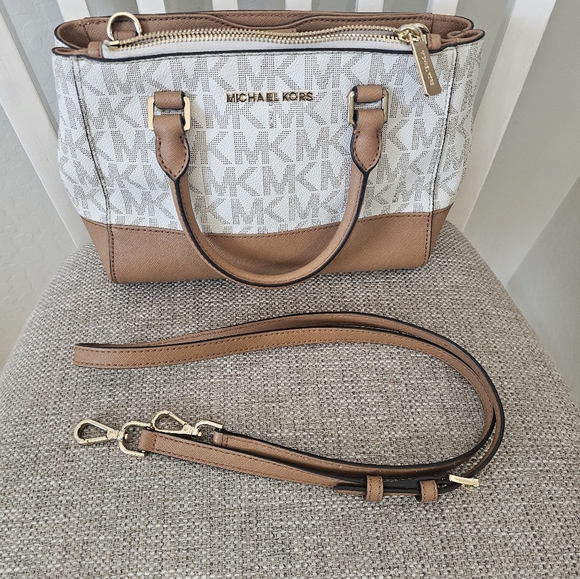 Michael Kors Cream and Tan Satchel - Picture 3 of 11